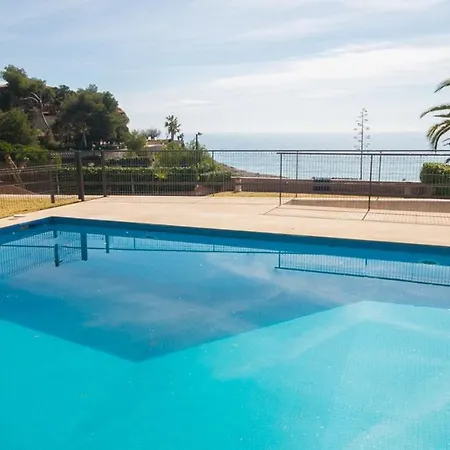 Luxury Beachfront In Villa *