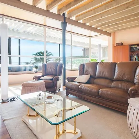 Villa Luxury Beachfront In
